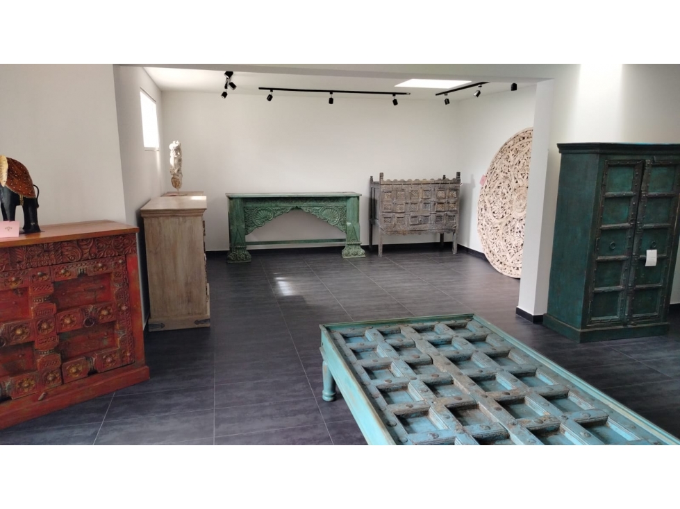 LOCAL EN ARRIENDO, SECTOR PEPE SIERRA, EXCELENTE UBICACION