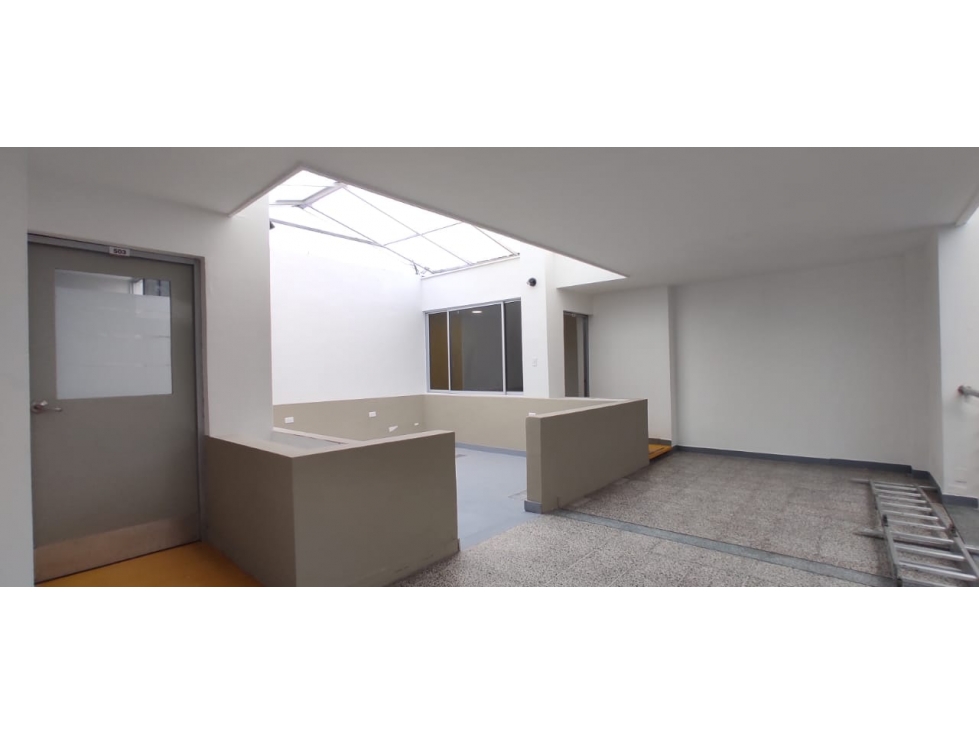 EDIFICIO EN VENTA - VILLAVICENCIO - 5