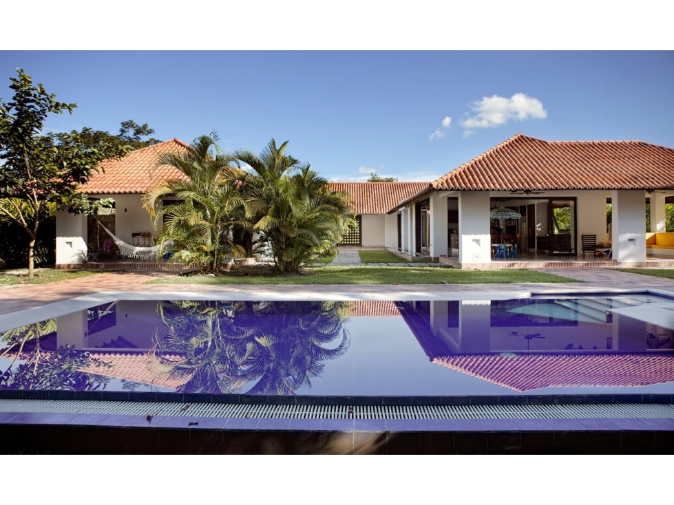 ESPECTACULAR CASA CAMPESTRE EN VENTA, CAIRO, VILLAVICENCIO - 1