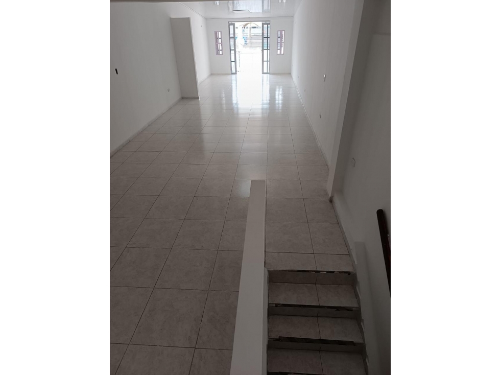 LOCAL EN ARRIENDO, VILLAVICENCIO - 5