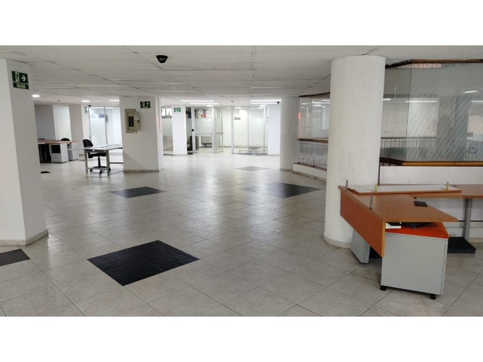 OFICINA EN ARRIENDO, SANTA BARBARA, SECTOR EMPRESARIAL