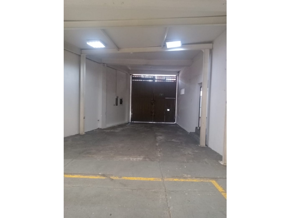 BODEGA EN VENTA, SECTOR RIONEGRO - 4