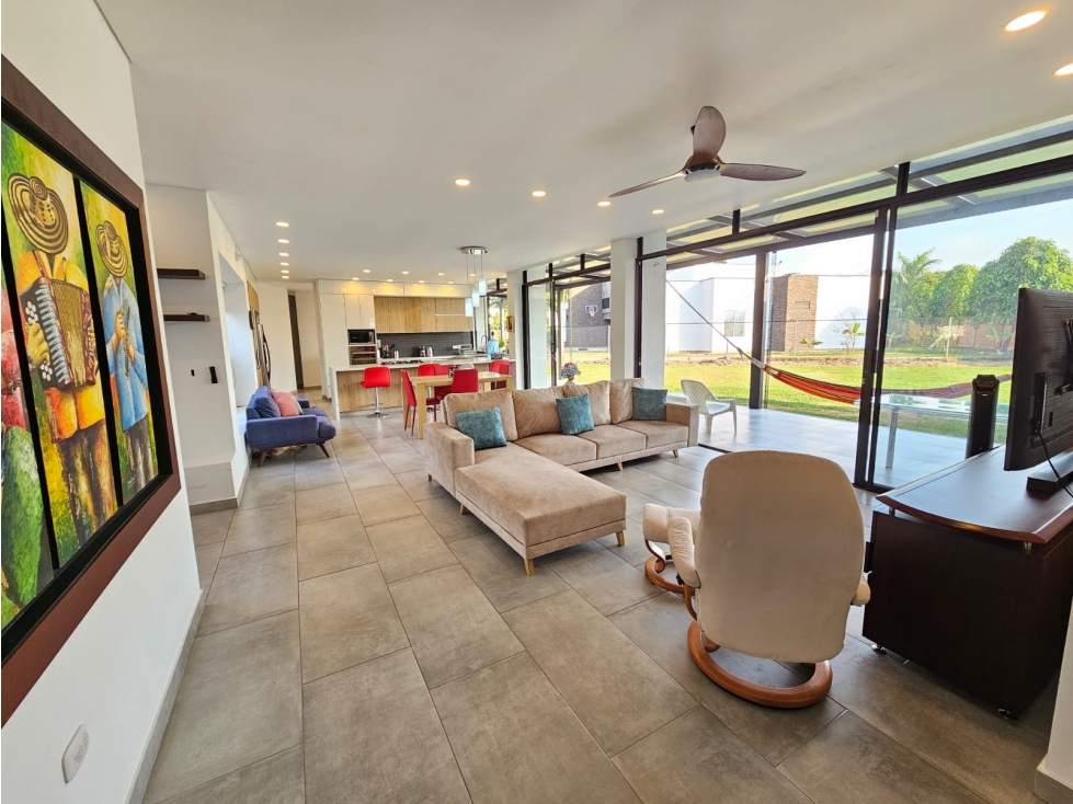 MAGNIFICA CASA CAMPESTRE EN VENTA, VILLAVICENCIO - 2