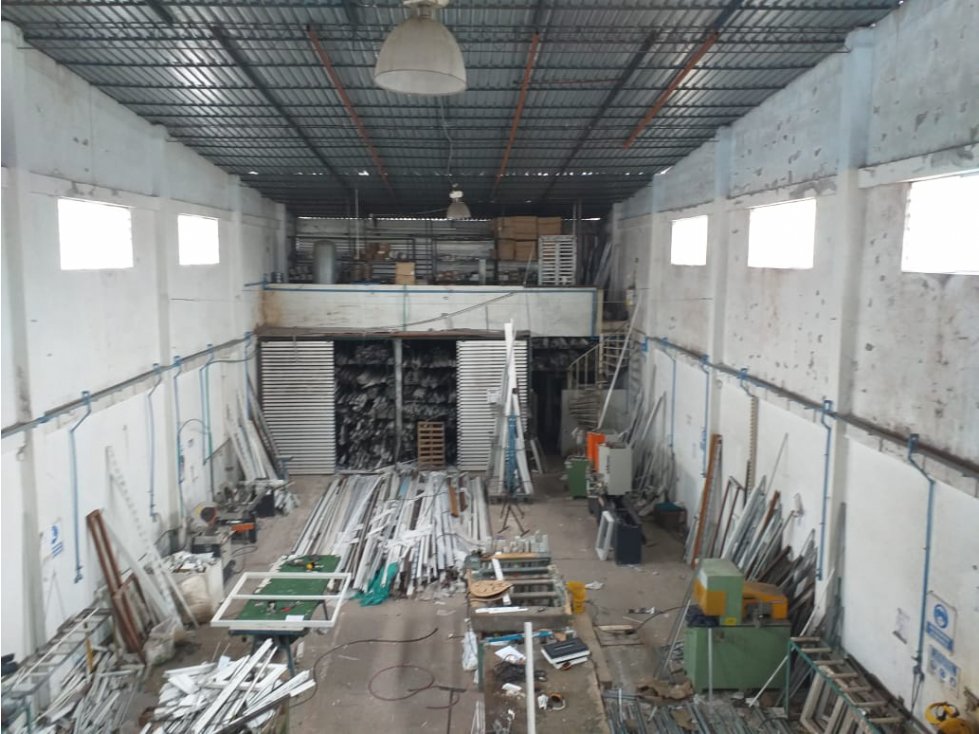 BODEGA EN VENTA, VILLAVICENCIO - 2