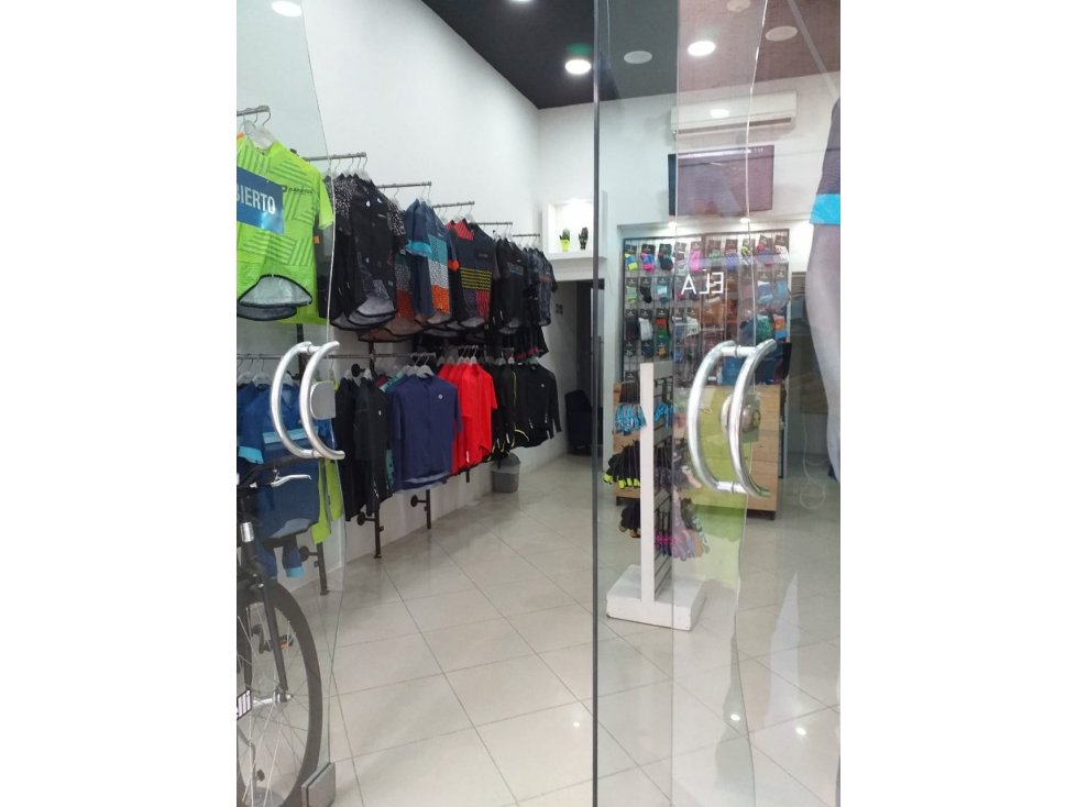 LOCAL EN VENTA, CENTRO COMERCIAL, VILLAVICENCIO - 3