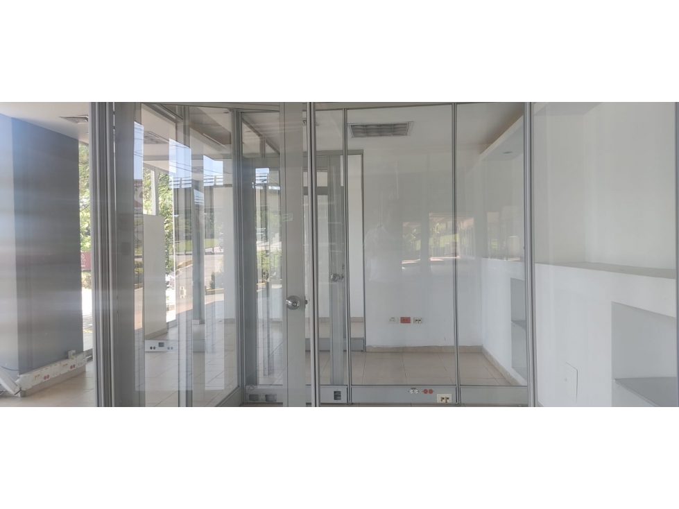 LOCAL U OFICINA EN ARRIENDO VILLAVICENCIO - 1