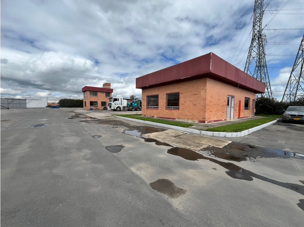 LOTE DE 4.800 M2 EN ARRIENDO, VIA SIBERIA - 2