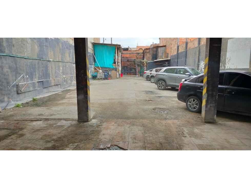 LOTE COMERCIAL EN VENTA UBICADO EN EL CENTRO DE SOACHA, NEGOCIABLE - 3