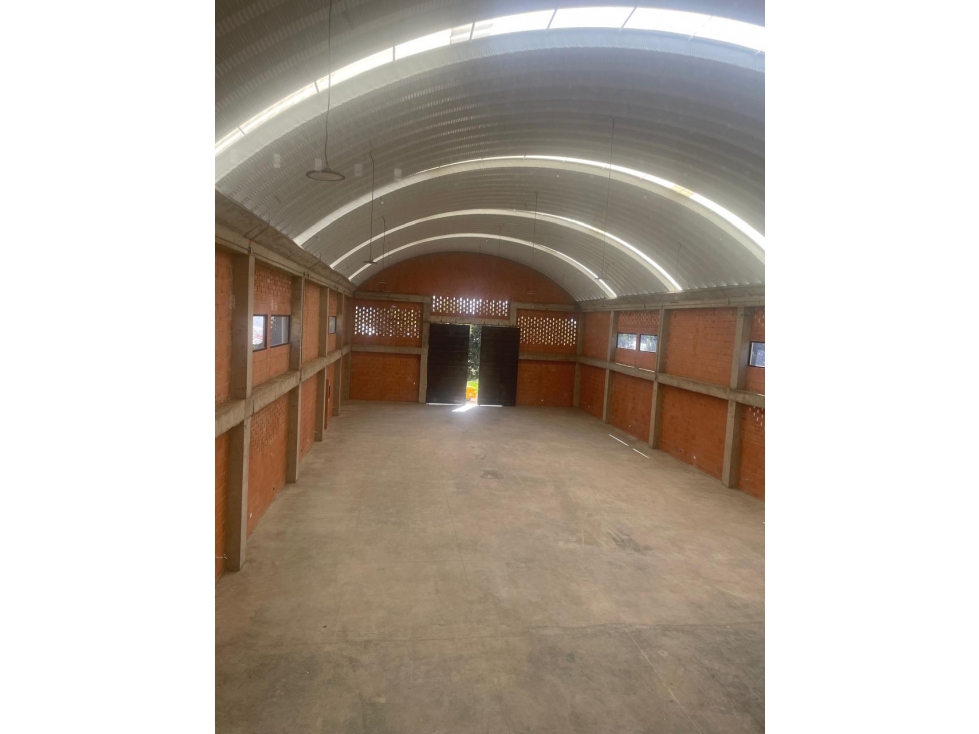 BODEGA EN ARRIENDO, ZONA INDUSTRIAL, GUAYMARAL - 2