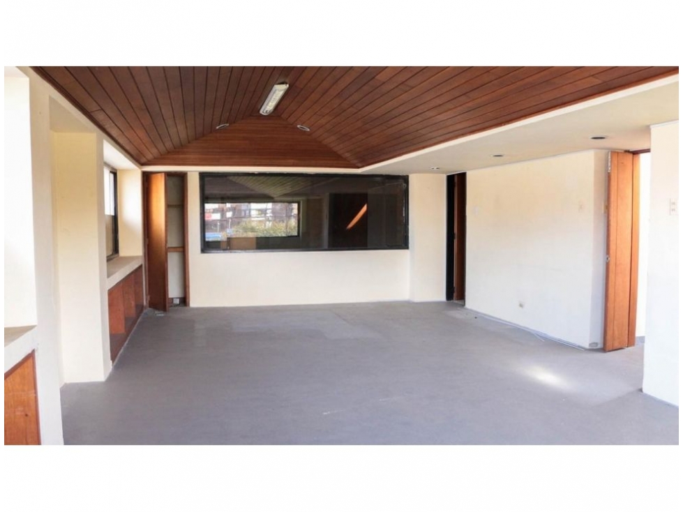 BODEGA DE 5.295 m² CONSTRUIDA EN TERRENO DE 8.295 m² EN ENGATIVÁ — foto 5