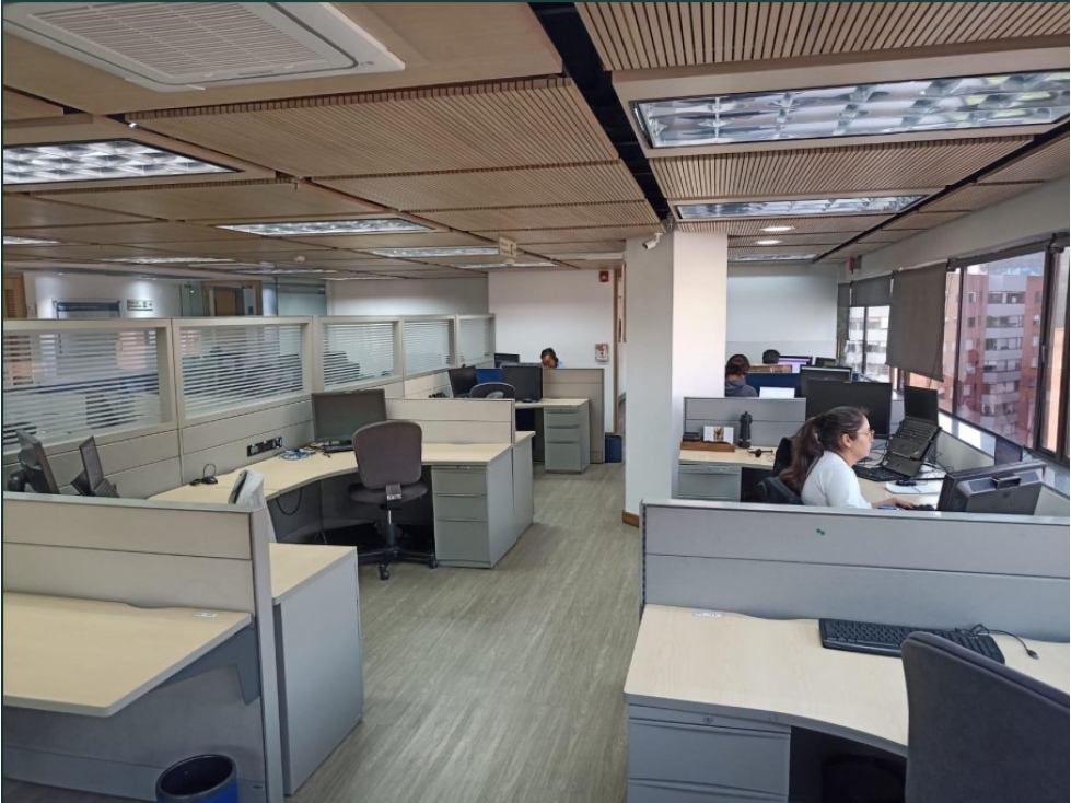 OFICINA EN ARRIENDO - CHAPINERO — foto 4