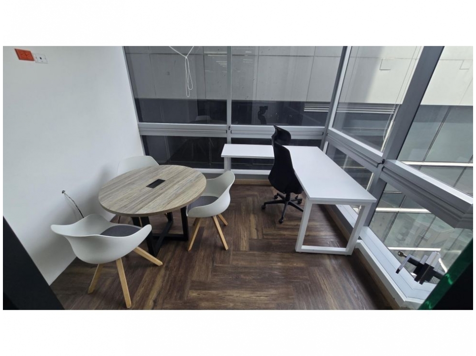 Arriendo Oficina Usaquén Amoblada 180 puestos de trabajo - 3