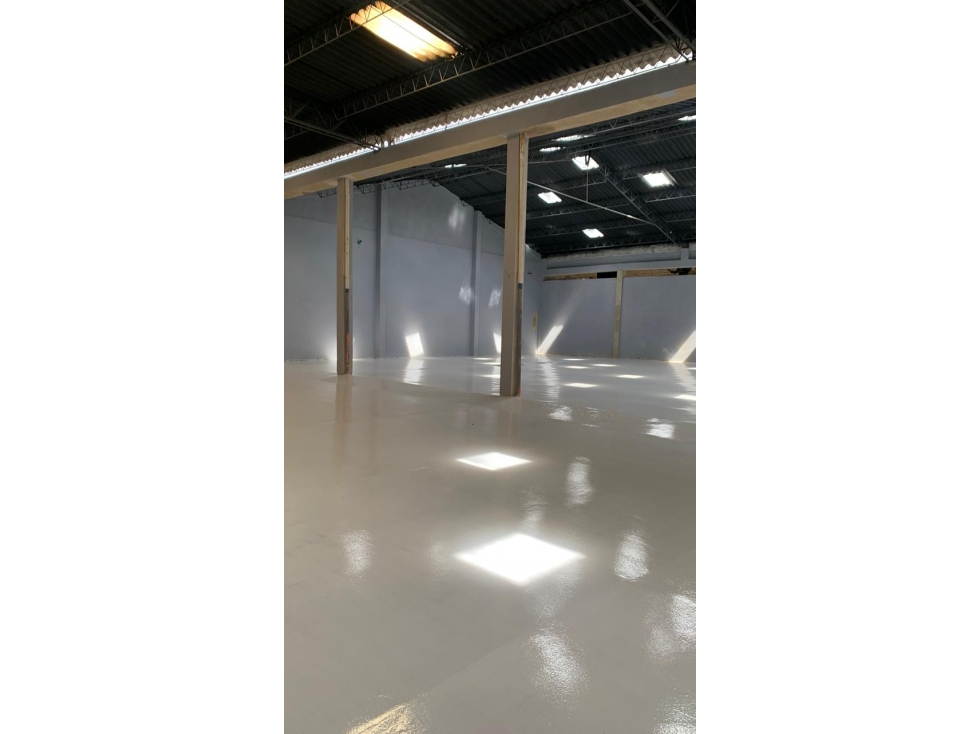 EXCELENTE BODEGA EN ARRIENDO | TUNJA - 3