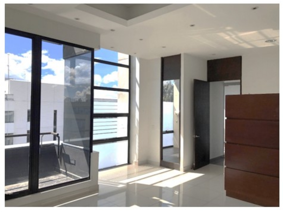 OFICINA EN ARRIENDO - CHICO NORTE — foto 4