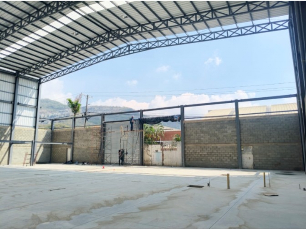 BODEGA INDUSTRIAL EN ARRIENDO YUMBO — foto 3