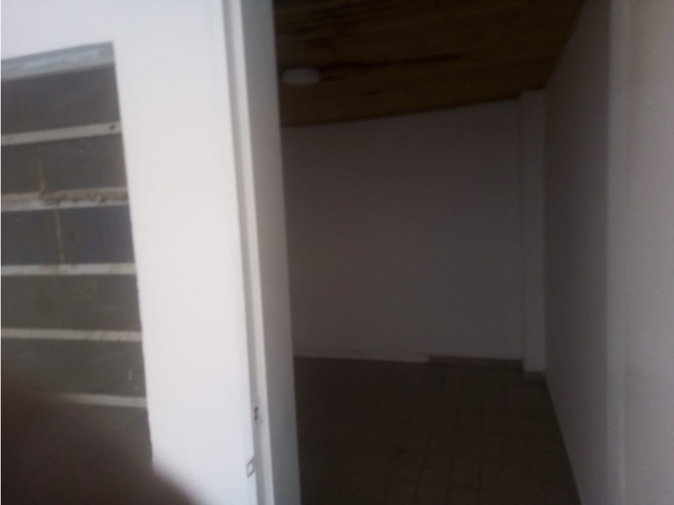BODEGA EN ARRIENDO LAS FERIAS — foto 3
