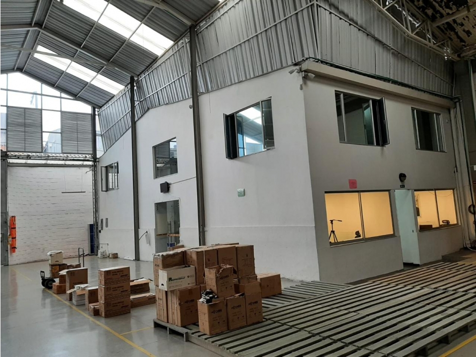 BODEGA EN ARRIENDO COLINA CAMPESTRE — foto 3