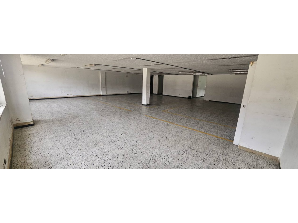 LOCAL EN ARRIENDO FUNZA - 4