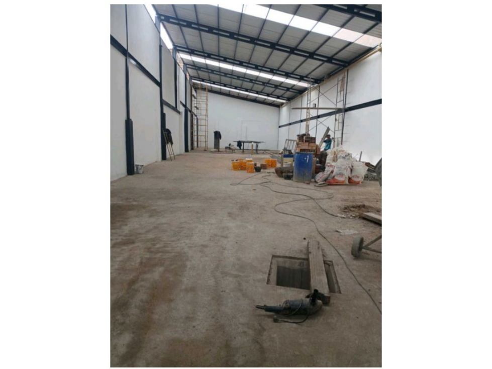 BODEGA INDUSTRIAL EN ARRIENDO SAN BENITO — foto 3
