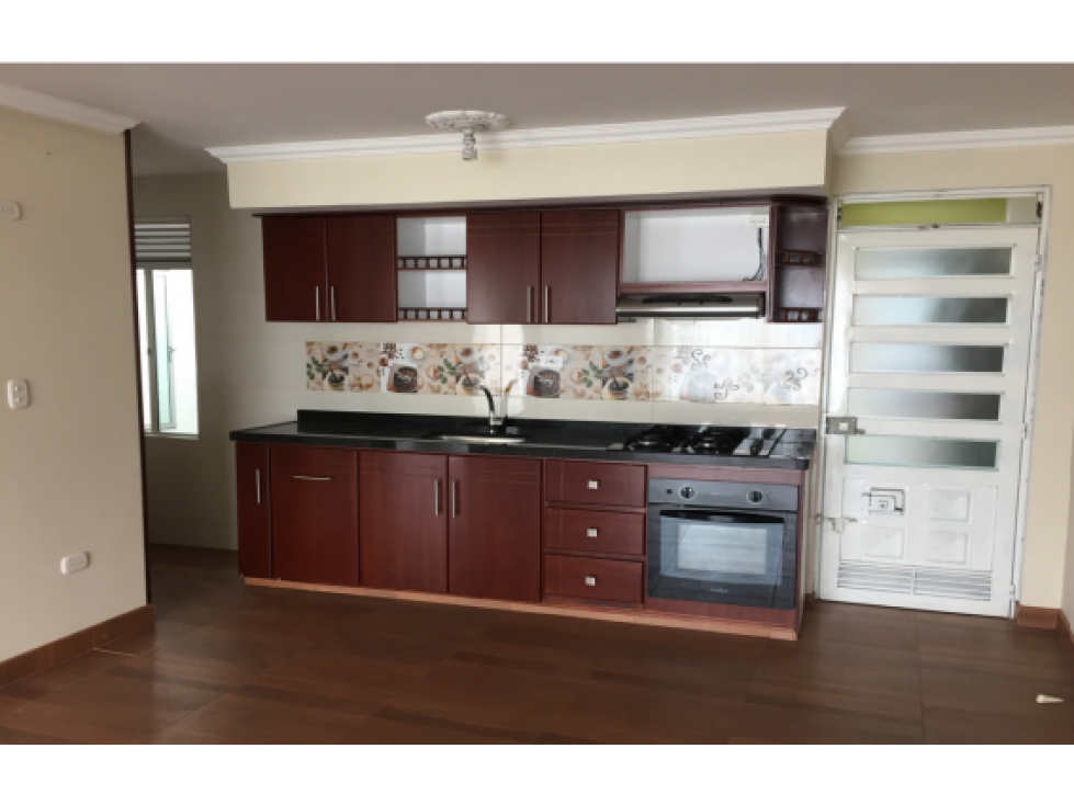 EDIFICIO COMERCIAL RENTANDO EN VENTA SECTOR COMERCIAL, FUNZA - 6