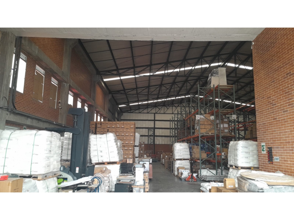 BODEGA EN ARRIENDO PARQUE INDUSTRIAL SIBERIA - 3
