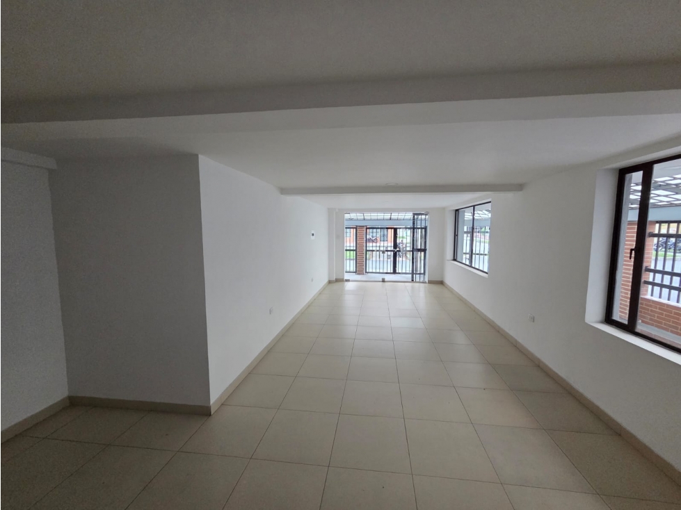 EDIFICIO COMERCIAL Y RESIDENCIAL EN VENTA | BOGOTÁ — foto 3