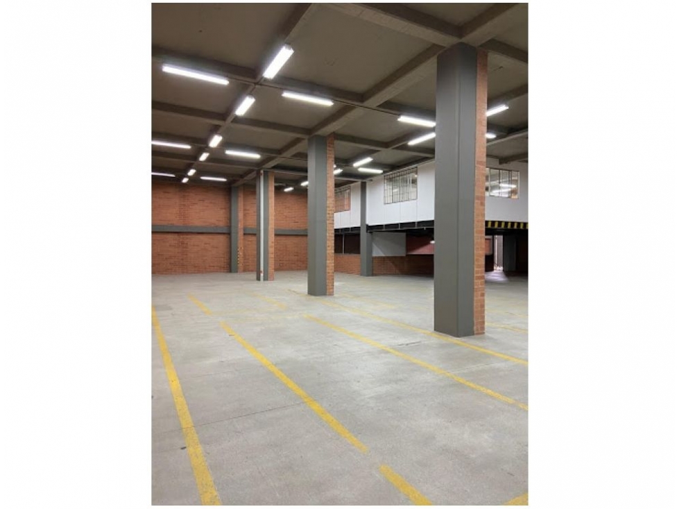 EDIFICIO BODEGA DE 3.565 M2 EN ARRIENDO, SECTOR PUENTE ARANDA — foto 5