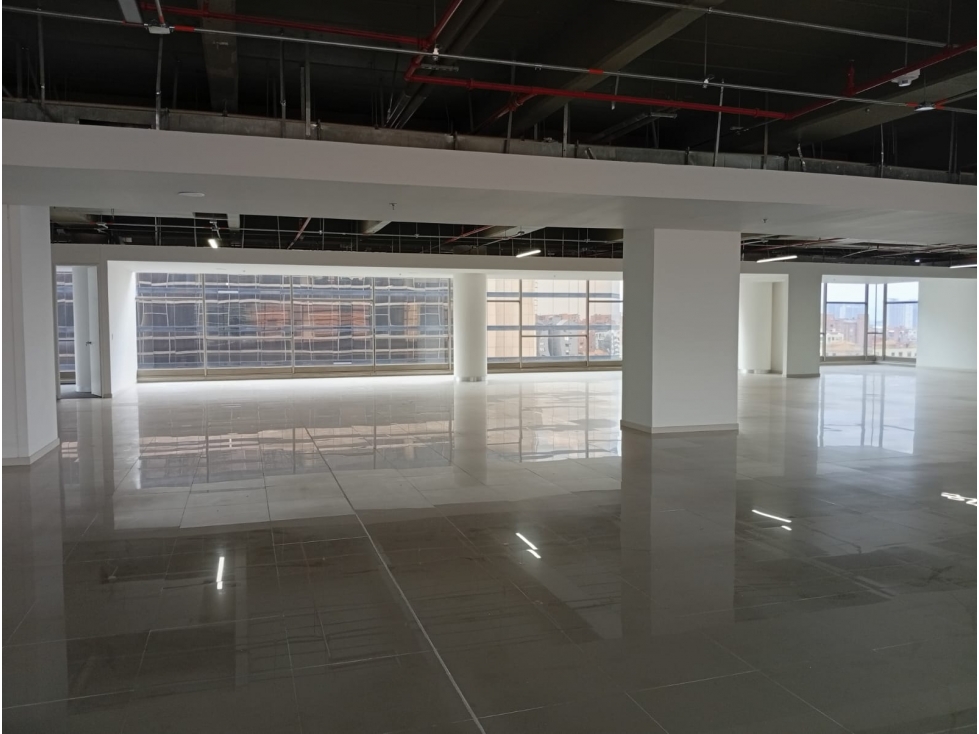 OFICINA EN ARRIENDO, AV. EL DORADO — foto 4