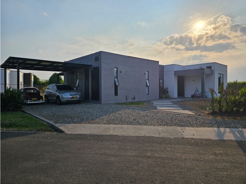 MAGNIFICA CASA CAMPESTRE EN VENTA, VILLAVICENCIO - 1