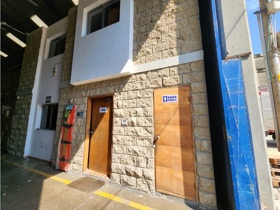 BODEGA INDUSTRIAL EN VENTA - BARRANQUILLA - 2