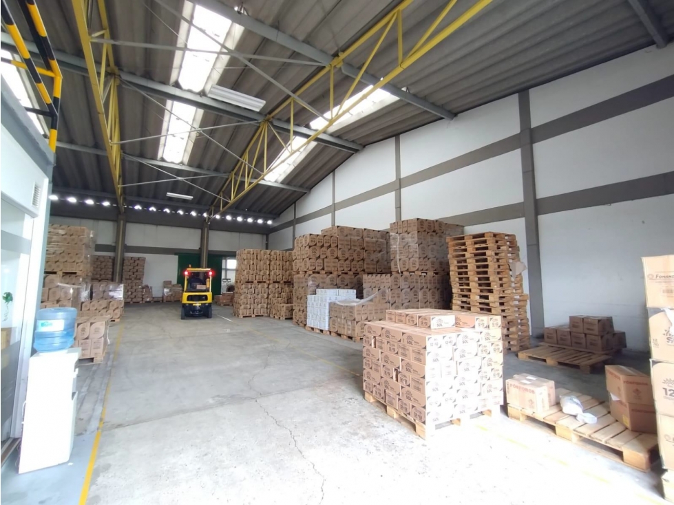 BODEGA INDUSTRIAL EN VENTA EN SOPO - 4