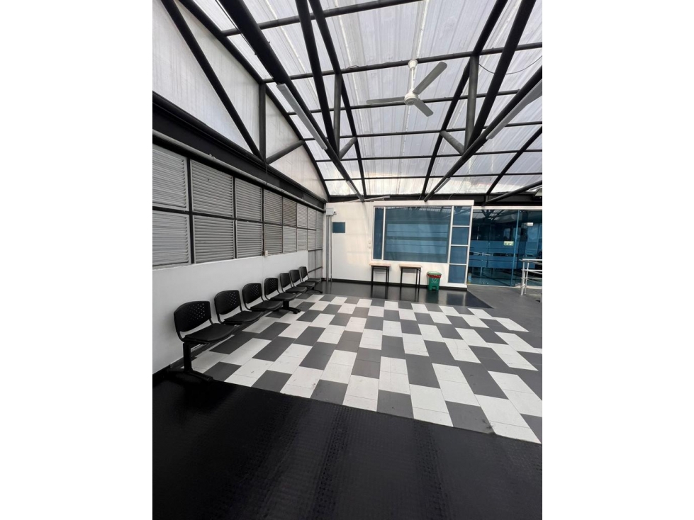 EDIFICIO DE 800 M2 EN ARRIENDO, LA CASTELLANA, IDEAL PARA CALL CENTER - 5