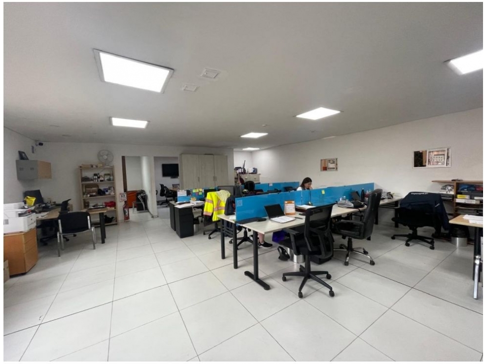 LOTE COMERCIAL EN VENTA, SOBRE VIA PRINCIPAL EN PUENTE ARANDA — foto 5