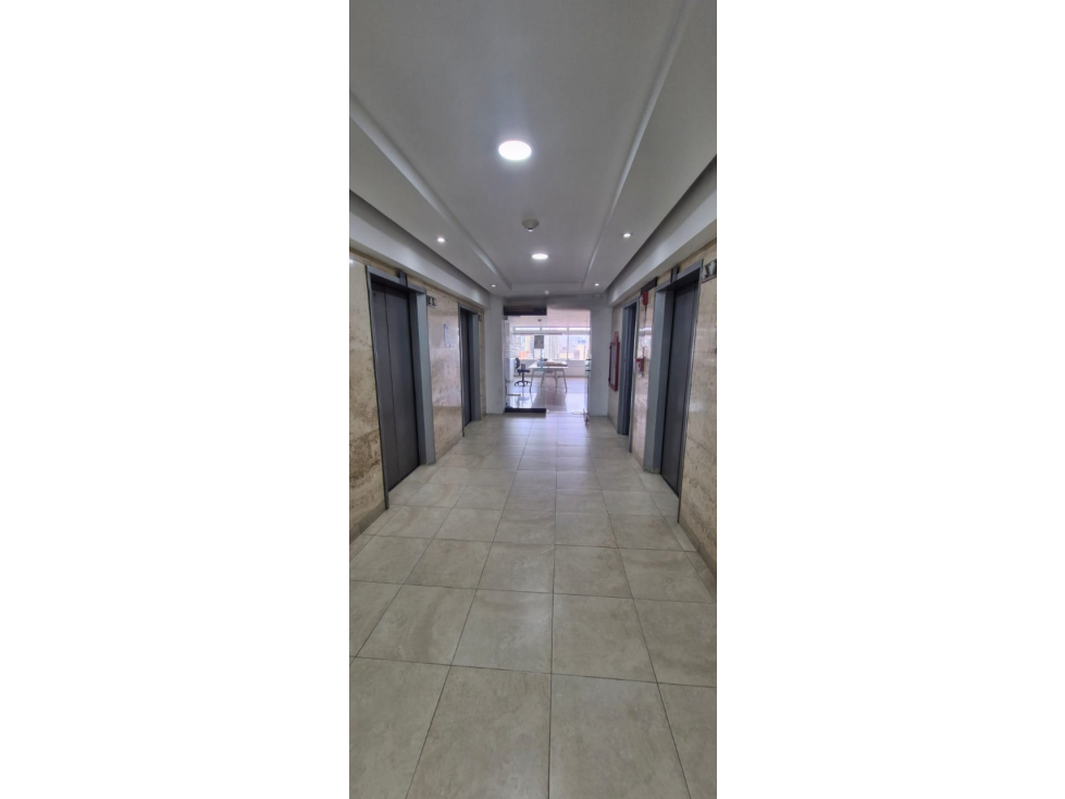 Oficina en Arriendo _ 220 m2 _ Centro Internacional, Bogotá