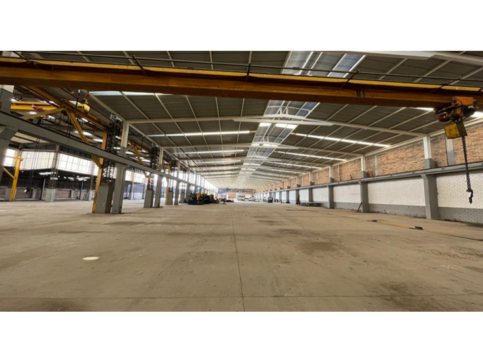 BODEGA EN ARRIENDO - 4191 M2 - - 4