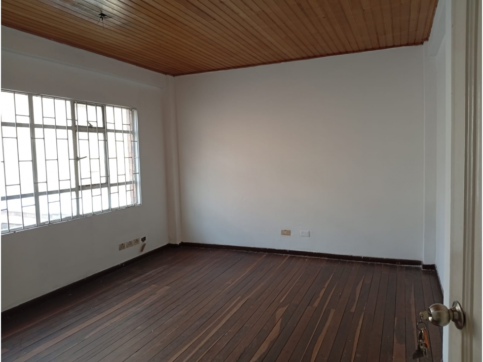 EN VENTA Casa-Oficina en Teusaquillo 1.058 m² — foto 3