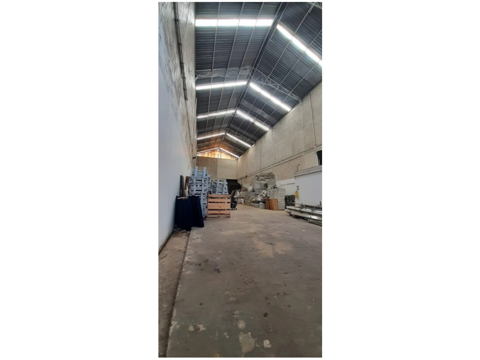 BODEGA EN VENTA LAS FERIAS ZONA INDUSTRIAL — foto 4