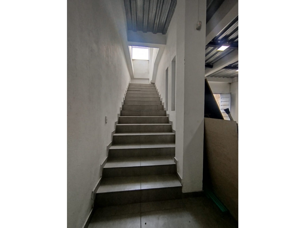 BODEGA COMERCIAL E INDUSTRIAL EN VENTA | VILLAVICENCIO - 2