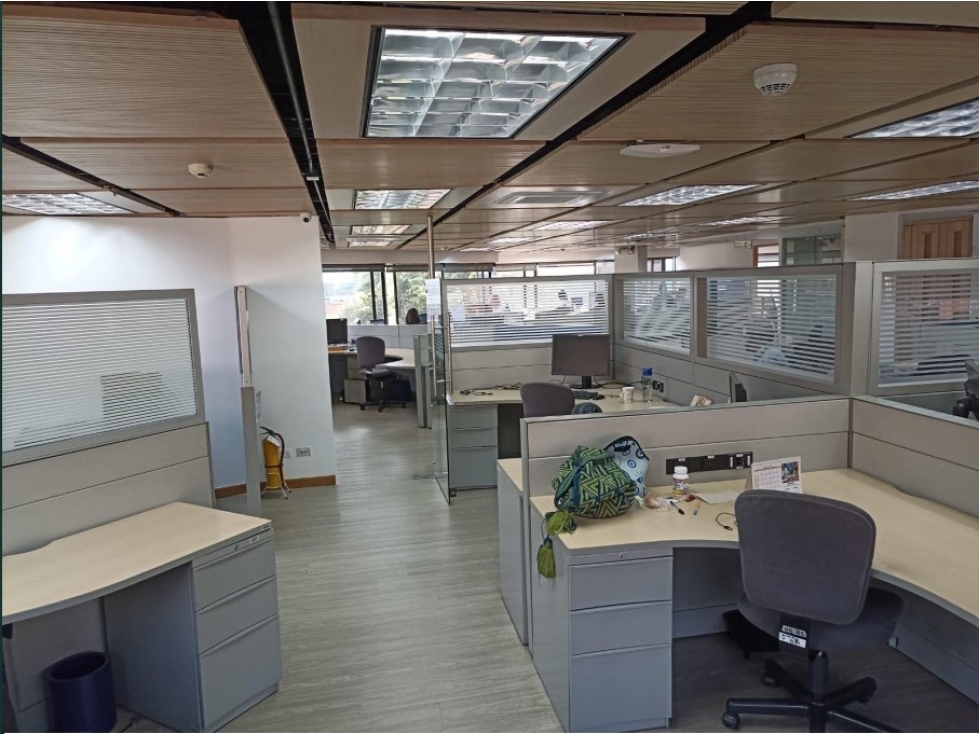 OFICINA EN ARRIENDO - CHAPINERO — foto 5
