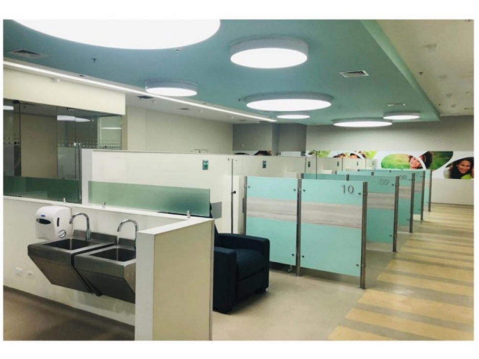 LOCAL EN ARRIENDO | SECTOR SALUD - CENTRO COMERCIAL FLORESTA OUTLET