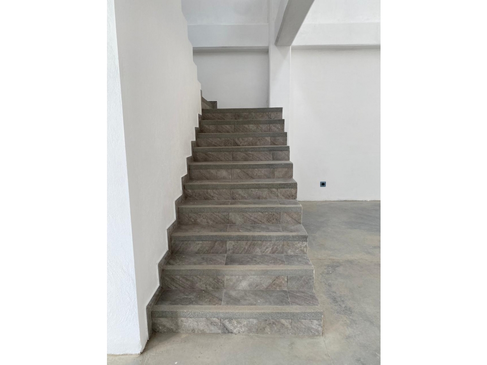 BODEGA LOGÍSTICA EN ARRIENDO - ZONA INDUSTRIAL TUNJA - 4