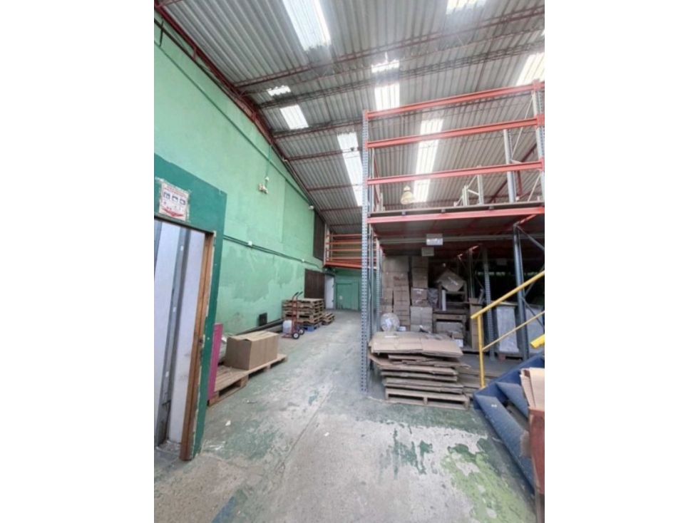 BODEGA INDUSTRIAL EN VENTA | TOBERÍN — foto 4