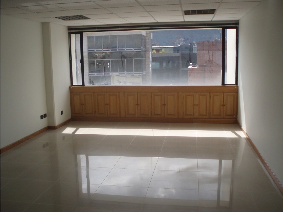 OFICINAS CORPORATIVAS EN VENTA - CHICÓ BOGOTÁ — foto 4