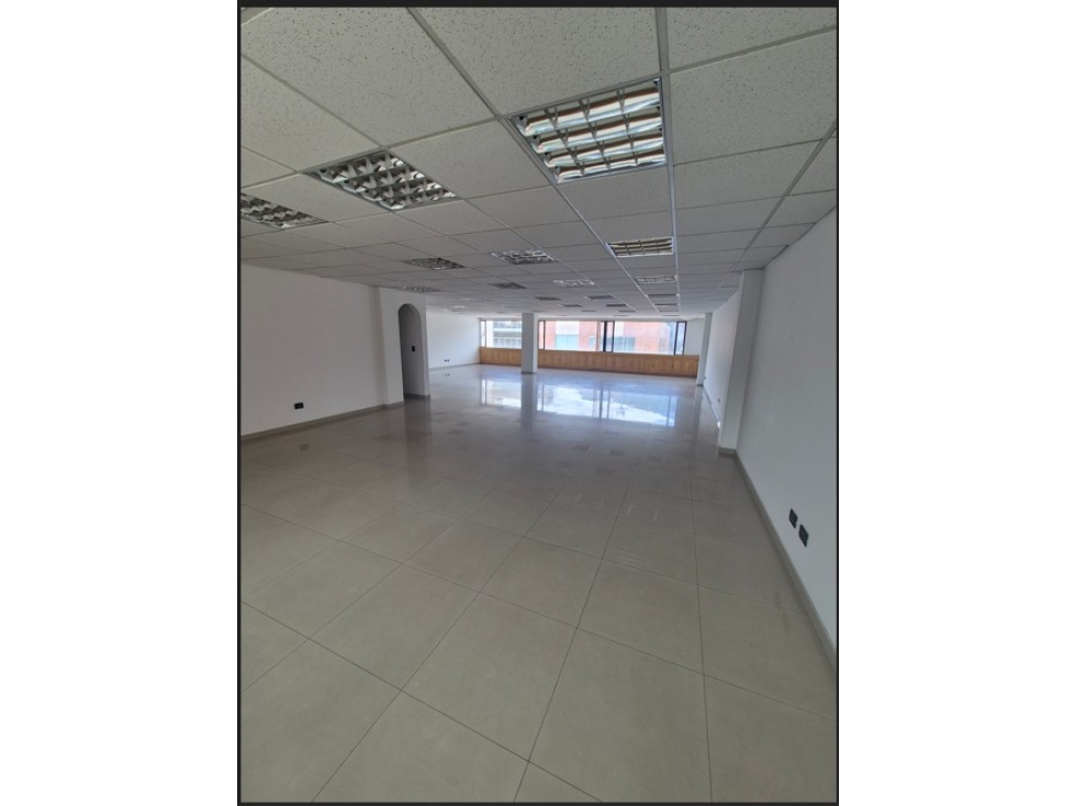 OFICINA EN ARRIENDO - CHAPINERO — foto 3