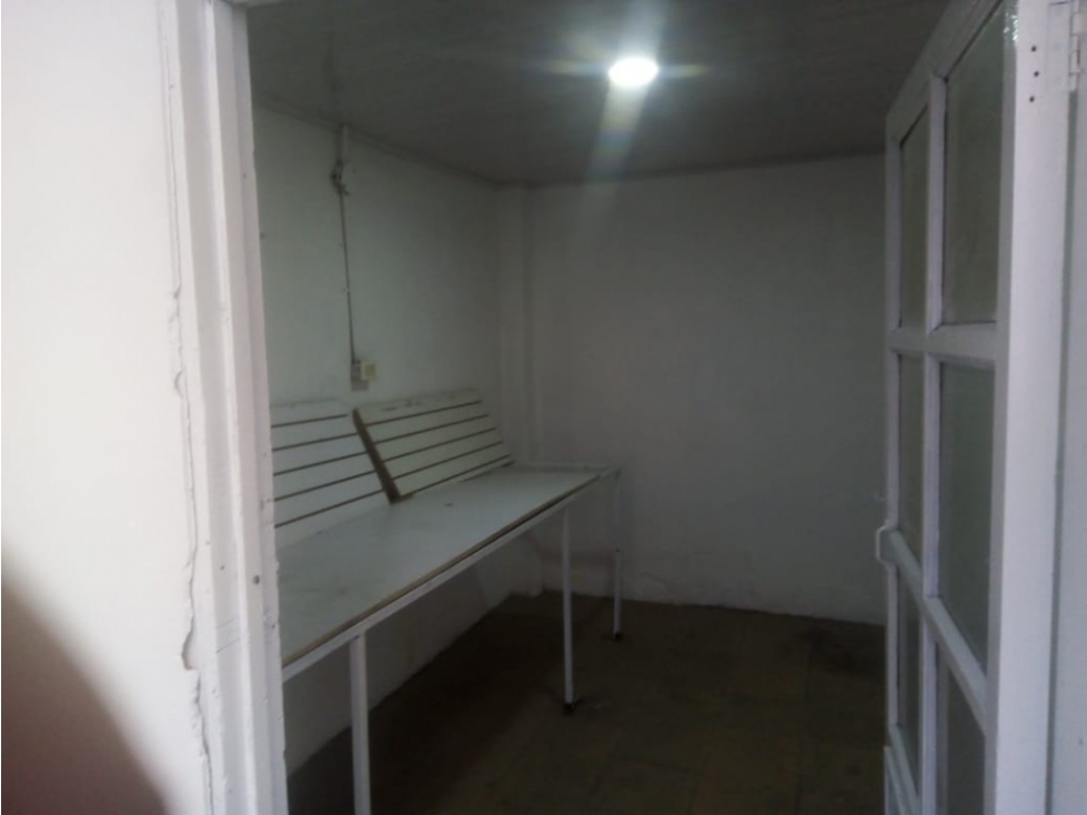 BODEGA EN ARRIENDO LAS FERIAS — foto 4