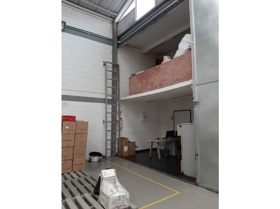BODEGA EN ARRIENDO COLINA CAMPESTRE — foto 4