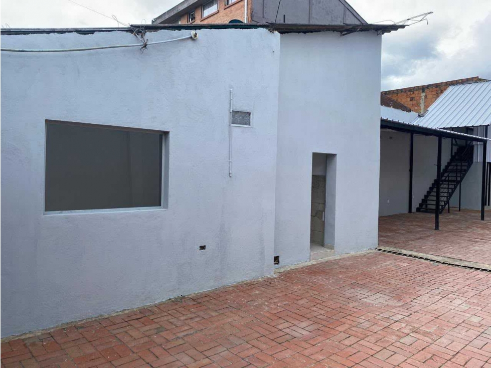 BODEGA-LOCAL EN ARRIENDO FONTIBÓN, BOGOTÁ — foto 4