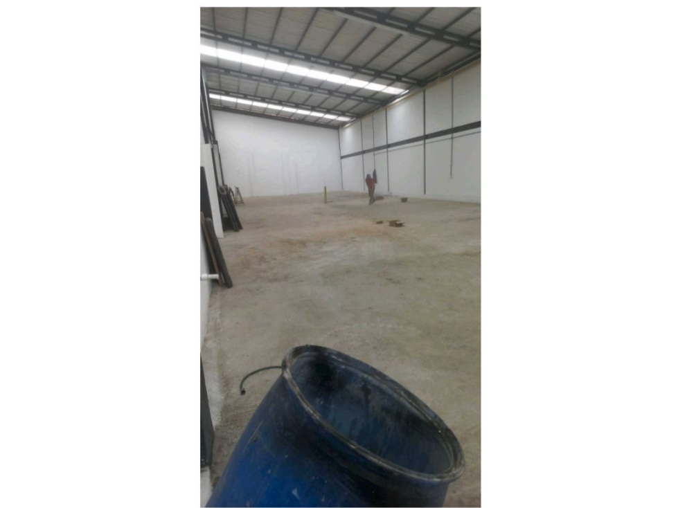 BODEGA INDUSTRIAL EN ARRIENDO SAN BENITO — foto 4