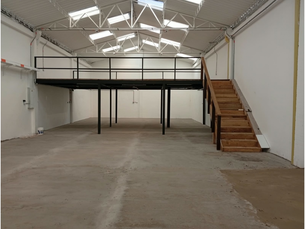 BODEGA EN ARRIENDO FERIAS, BOGOTÁ — foto 4