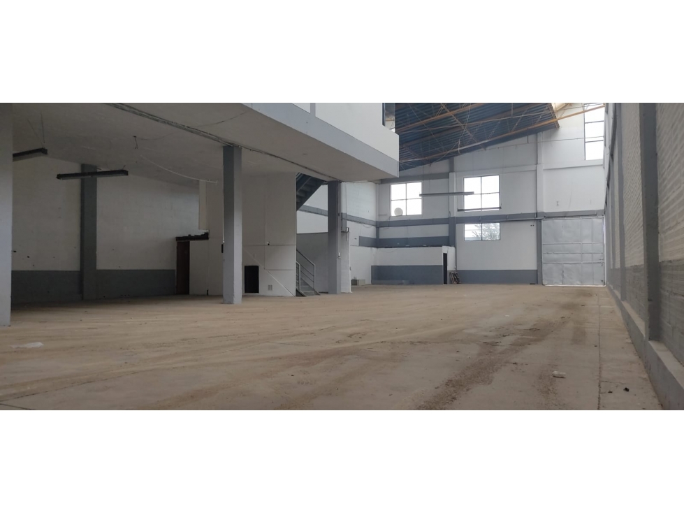 BODEGA EN ARRIENDO TUNJA - 2